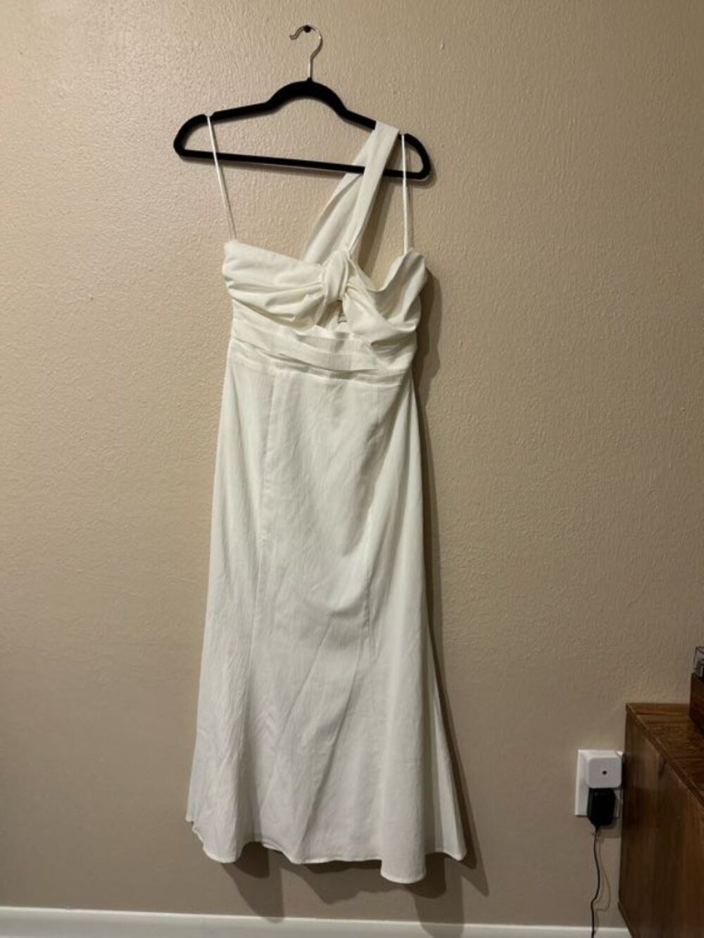 Finders Keepers Jacques Midi Dress in Ivory - Size L / US 8